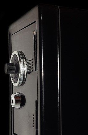 Aberturas de Fechaduras e Cofres